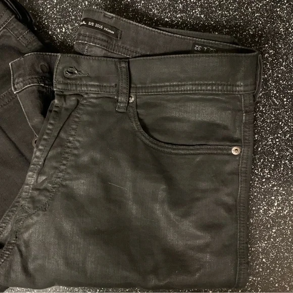 SET OF 2 - MEN’S Diesel Black Slim-Cut Jeans